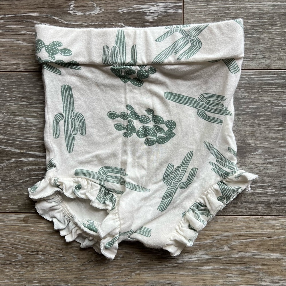 Spearmint Love 6-12M Ruffle Bloomer🌵 🧺 BUNDLE @ 5 PCS FOR $35 (see below)